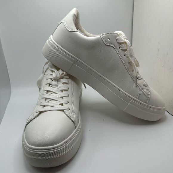 CUSHIONAIRE Women's lace up Sneaker +Comfort Foam 10 WHITE - Picture 6 of 7